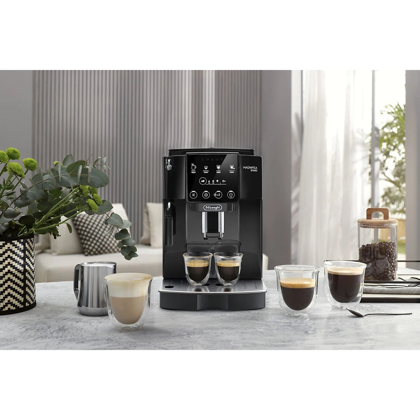 De'Longhi Magnifica Start ECAM220.21.BG superautomatic coffee maker with integrated grinder and steam wand, black.
