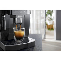 De'Longhi Magnifica Start ECAM220.21.BG superautomática en negro, con molinillo, vaporizador y sistema Thermoblock.