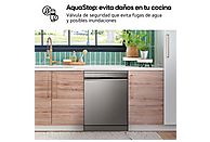 LG DF355FP lavavajillas de acero inoxidable con 14 servicios, 9 programas y LED táctil, vista de la tercera bandeja.