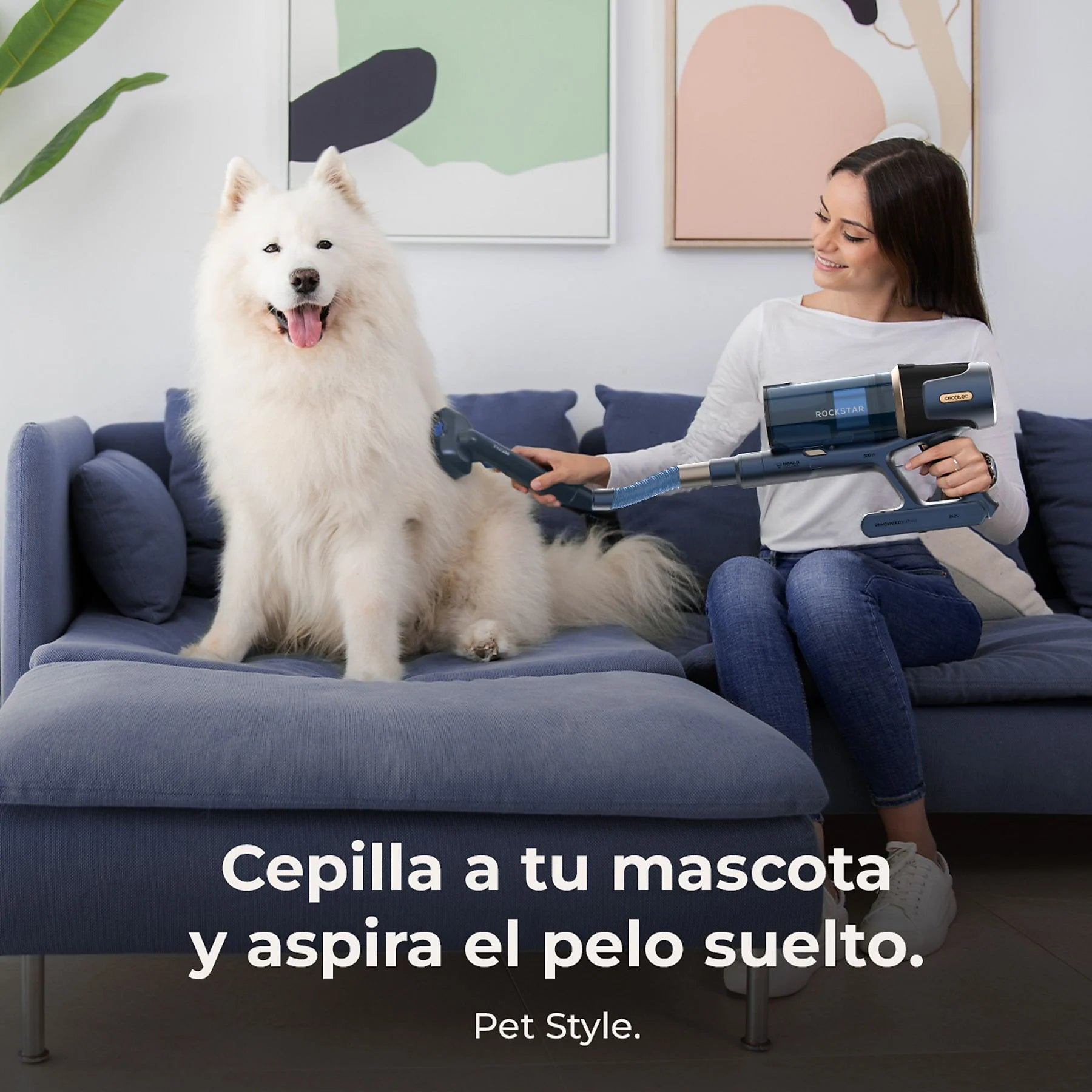 Cecotec Conga Rockstar RS70 Pet Flex cordless vacuum cleaner in black and gold, designed for pet hair removal.