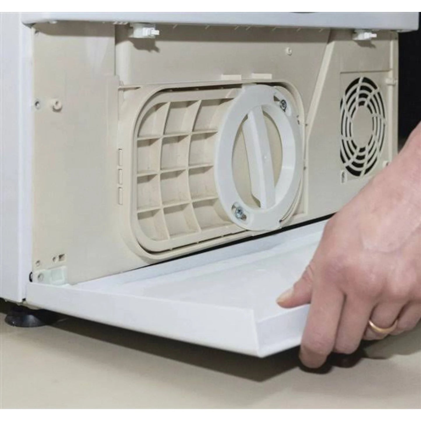 Secadora de condensación Candy 31102384 blanca, 8 kg, con 16 programas de secado visibles en el panel de control.