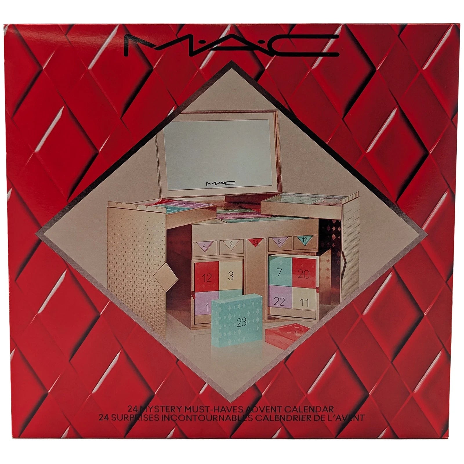 Calendario de Adviento M·A·C MISTERIO MUST HAVES 2025 en color rojo, con 24 puertas y diseño reutilizable.