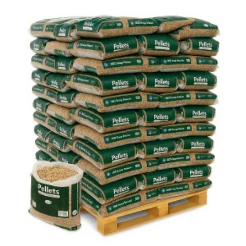 Palet de pellets GME WOODPELLET con 77 sacos de 15 kg cada uno, certificado EN-Plus A1 y PEFC.